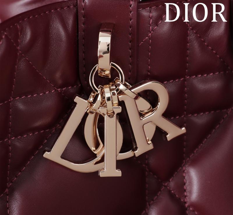 Large Dior Toujours Bag Red M3319