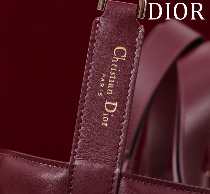 Large Dior Toujours Bag Red M3319
