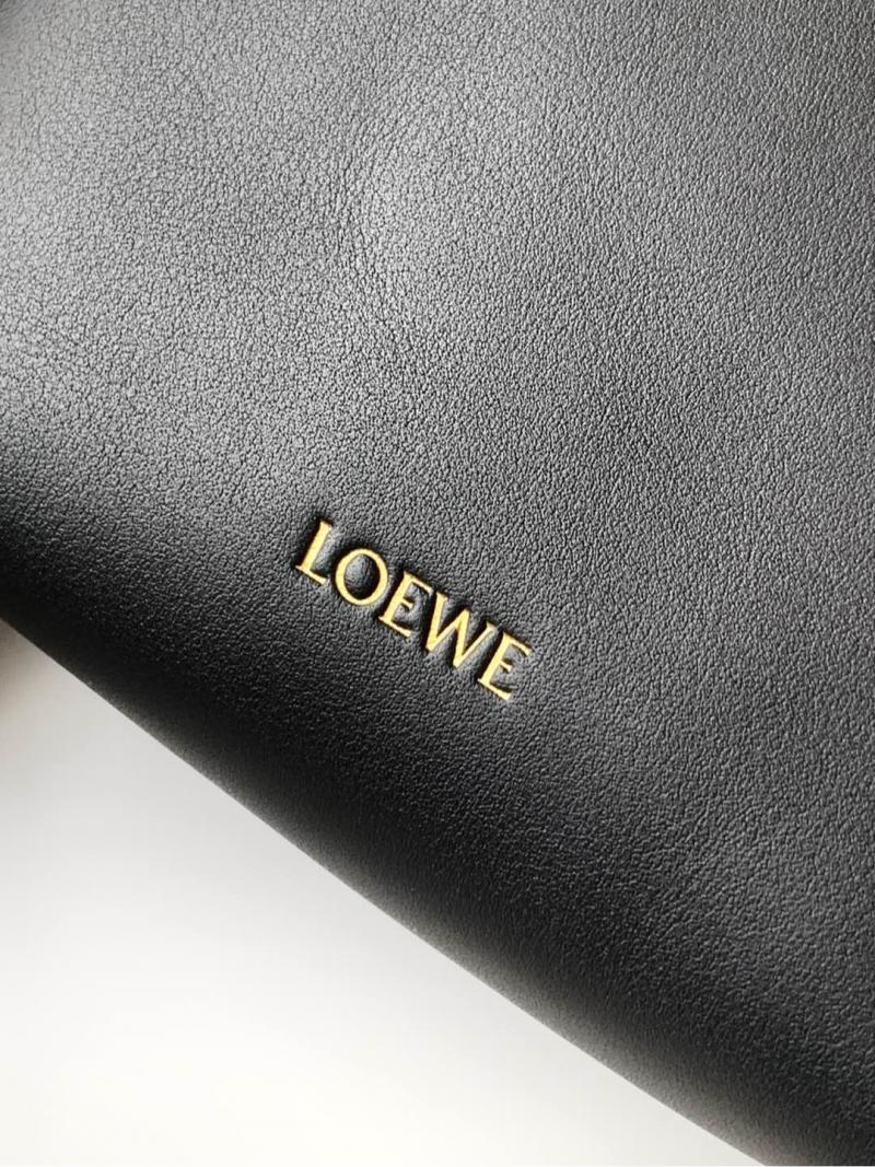Loewe Pebble Pouch Black LE9092