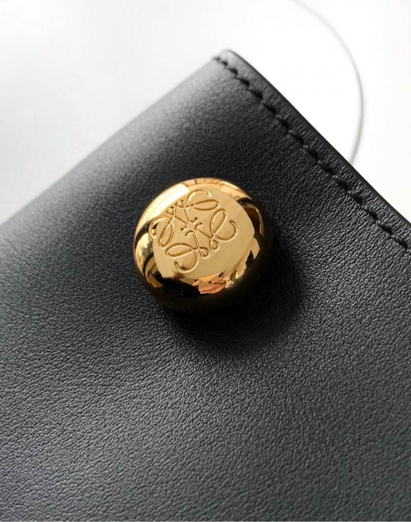 Loewe Pebble Pouch Black LE9092