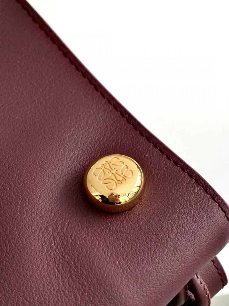 Loewe Pebble Pouch Dark Burgundy LE9092