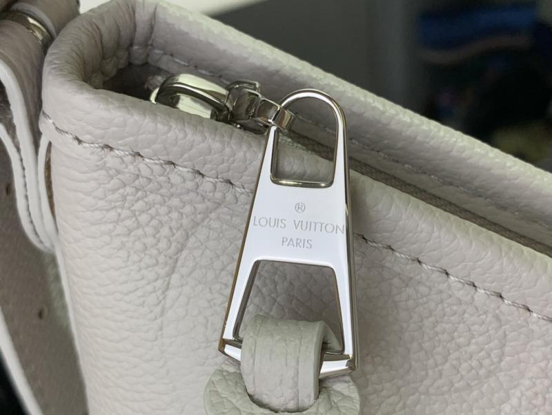 Louis Vuitton CarryAll PM Grey M12917