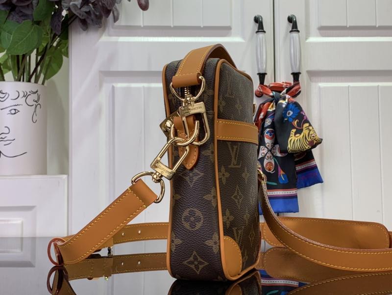 Louis Vuitton Danube M14013