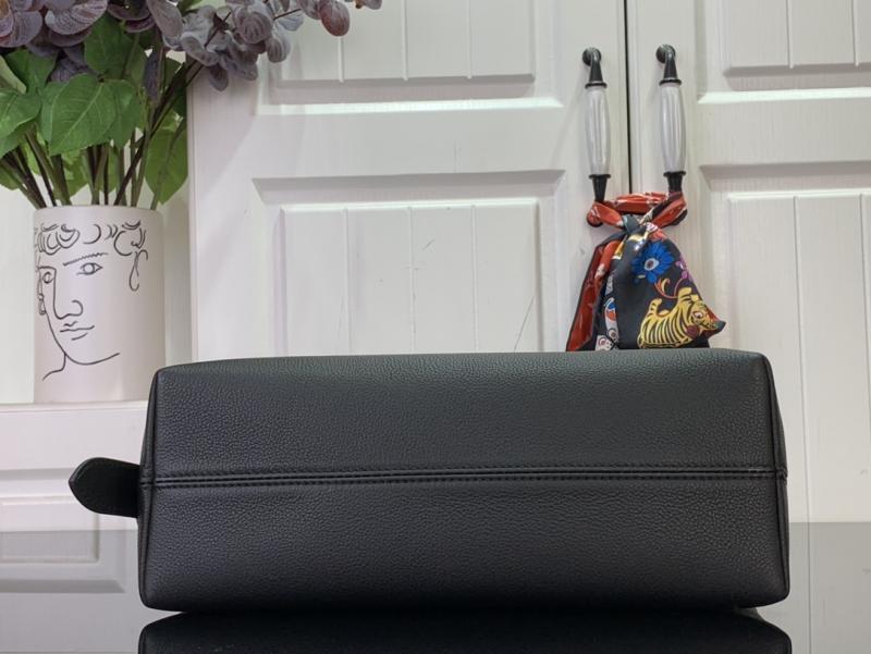 Louis Vuitton Low Key Messenger Black M13148