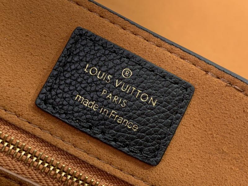 Louis Vuitton Low Key Messenger Black M13148