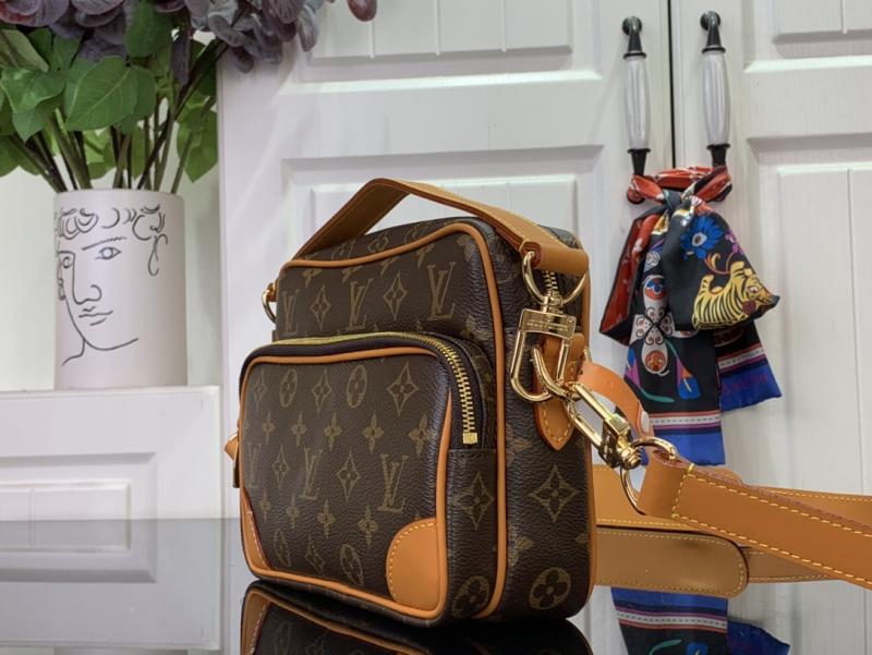 Louis Vuitton Nil M14016