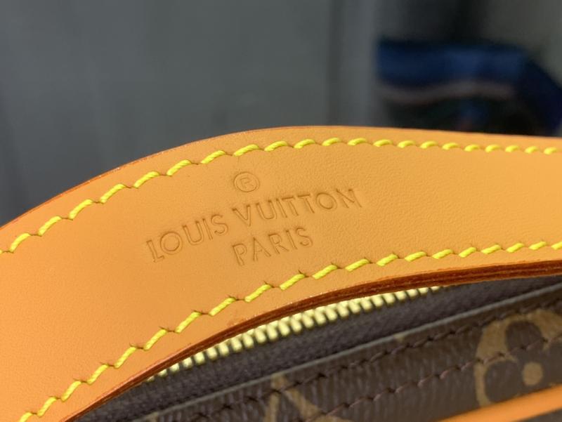 Louis Vuitton Nil M14016