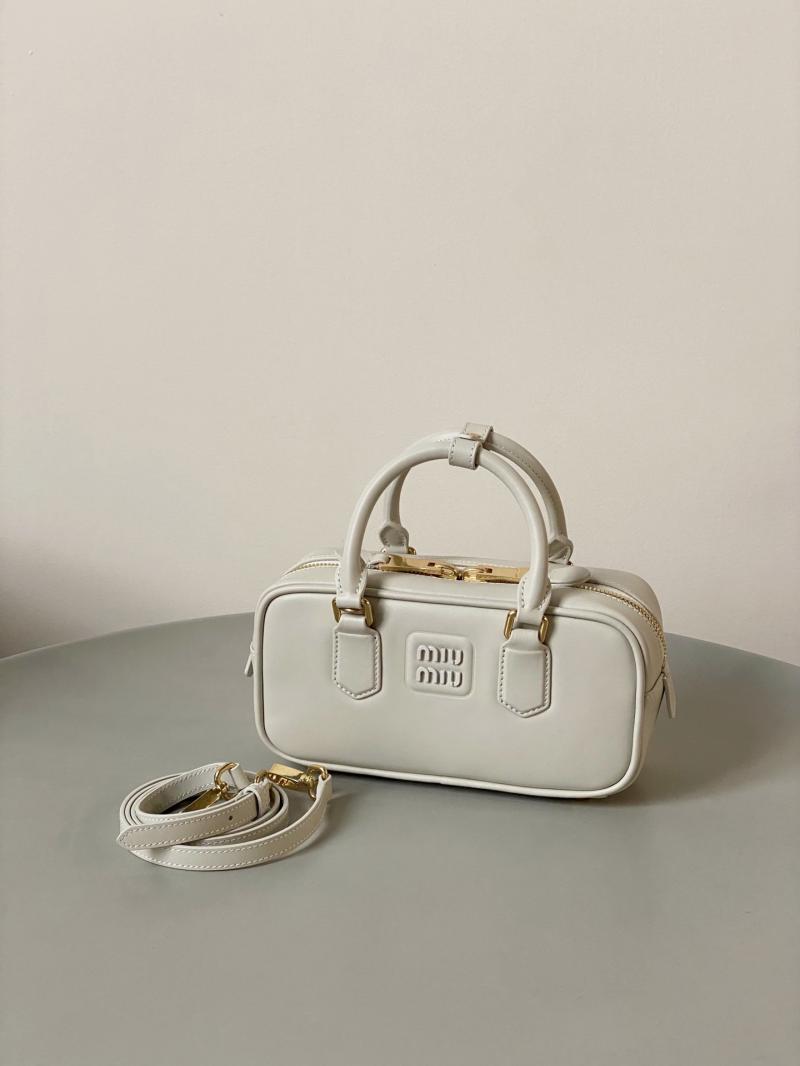Miu Miu Arcadie leather bag White 5BB142