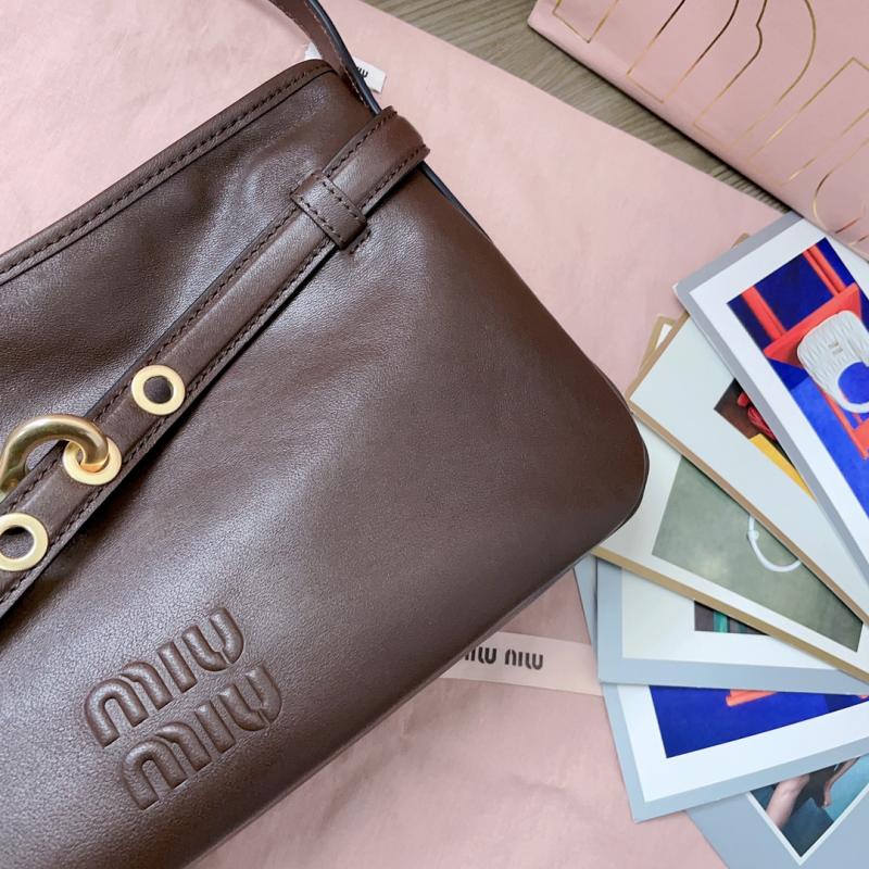 Miu Miu Aventure nappa leather bag Briarwood 5BC182