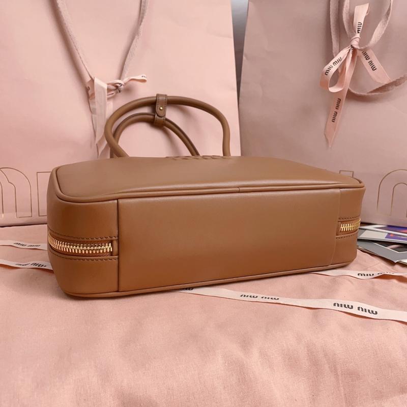 Miu Miu Medium Beau leather Bag Cognac 5BB172