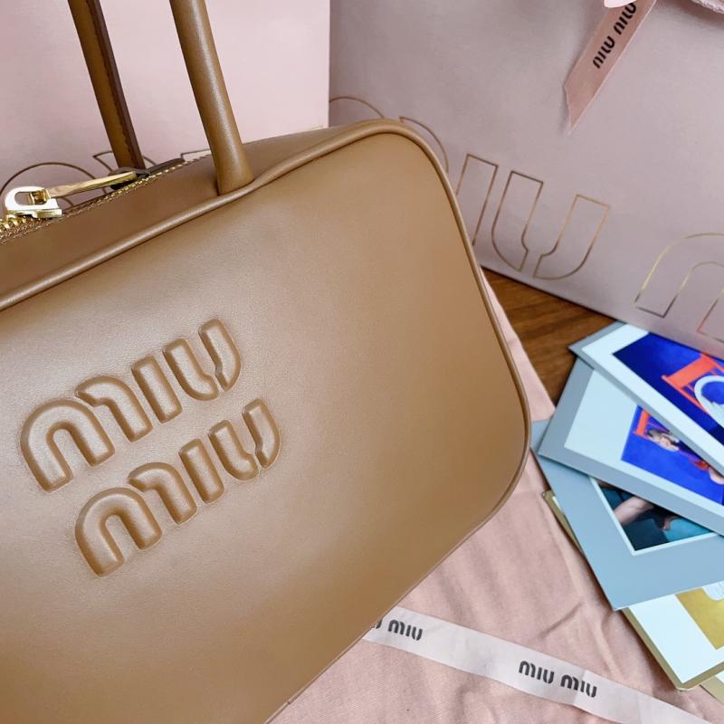 Miu Miu Medium Beau leather Bag Cognac 5BB172