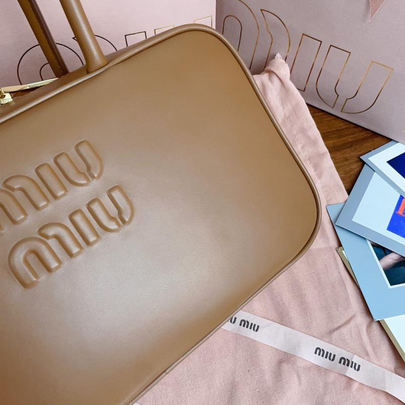 Miu Miu Medium Beau leather Bag Cognac 5BB172