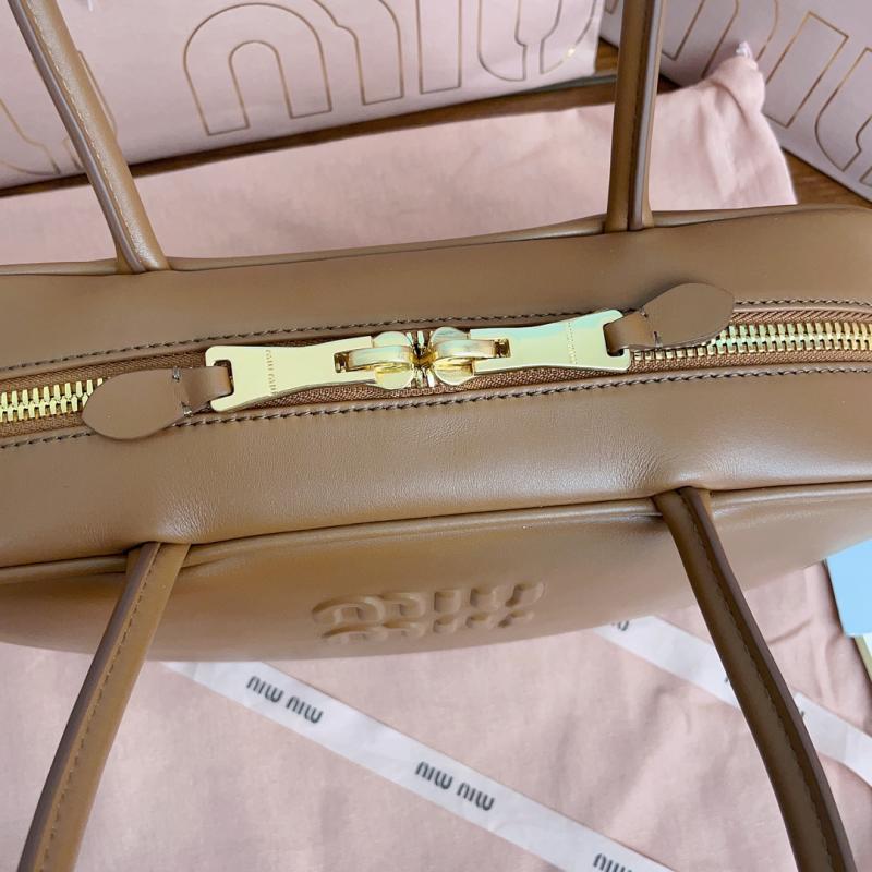 Miu Miu Medium Beau leather Bag Cognac 5BB172