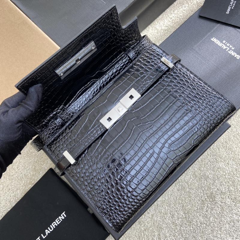 Saint Laurent Manhattan Small Bag Black Crocodile 675626