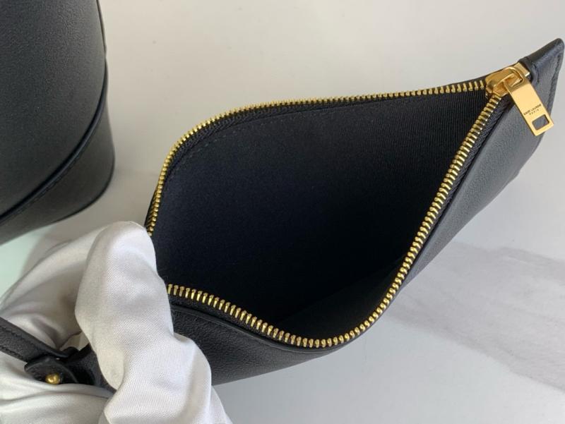 Saint Laurent Y small bucket Black 808224