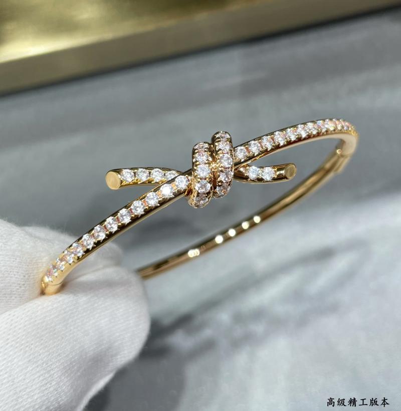 Tiffany Bracelet TB32001