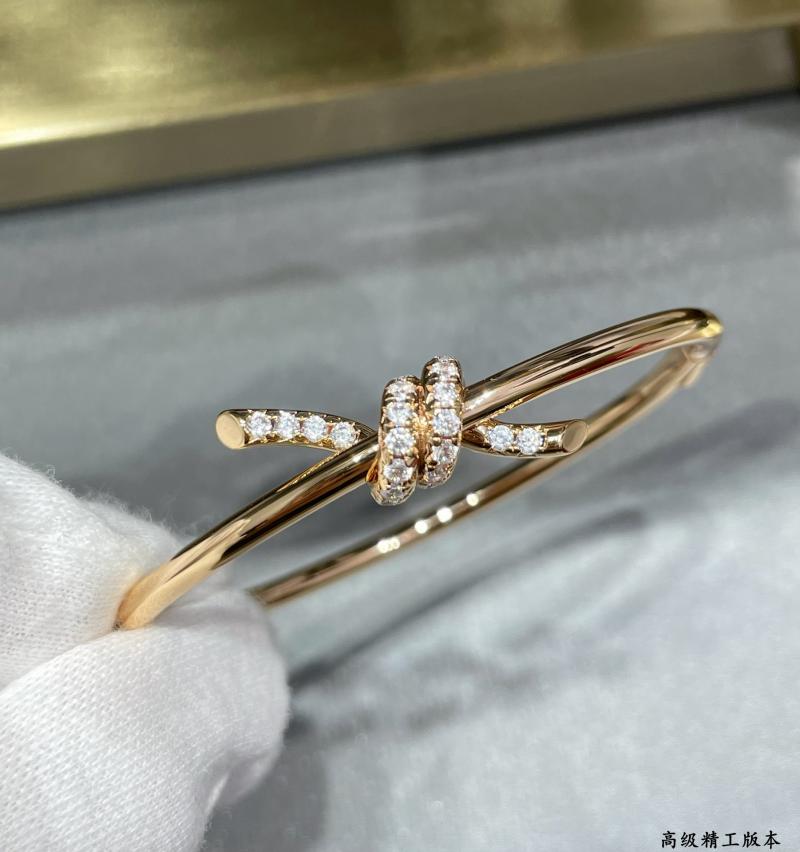 Tiffany Bracelet TB32002