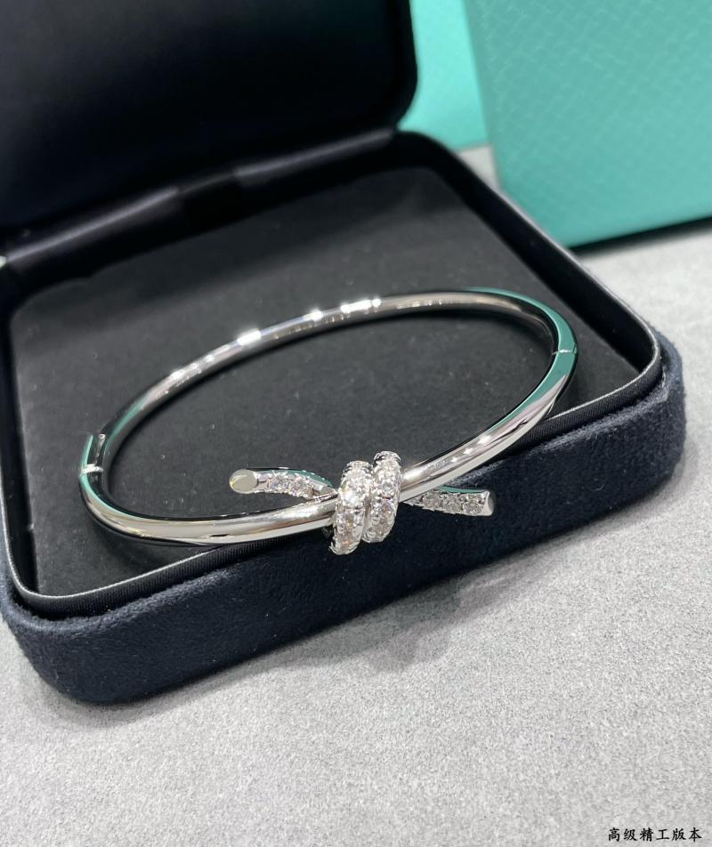 Tiffany Bracelet TB32002