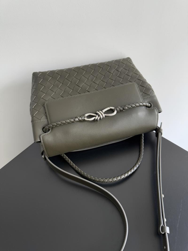 Bottega Veneta Small Andiamo Messenger Green 815781