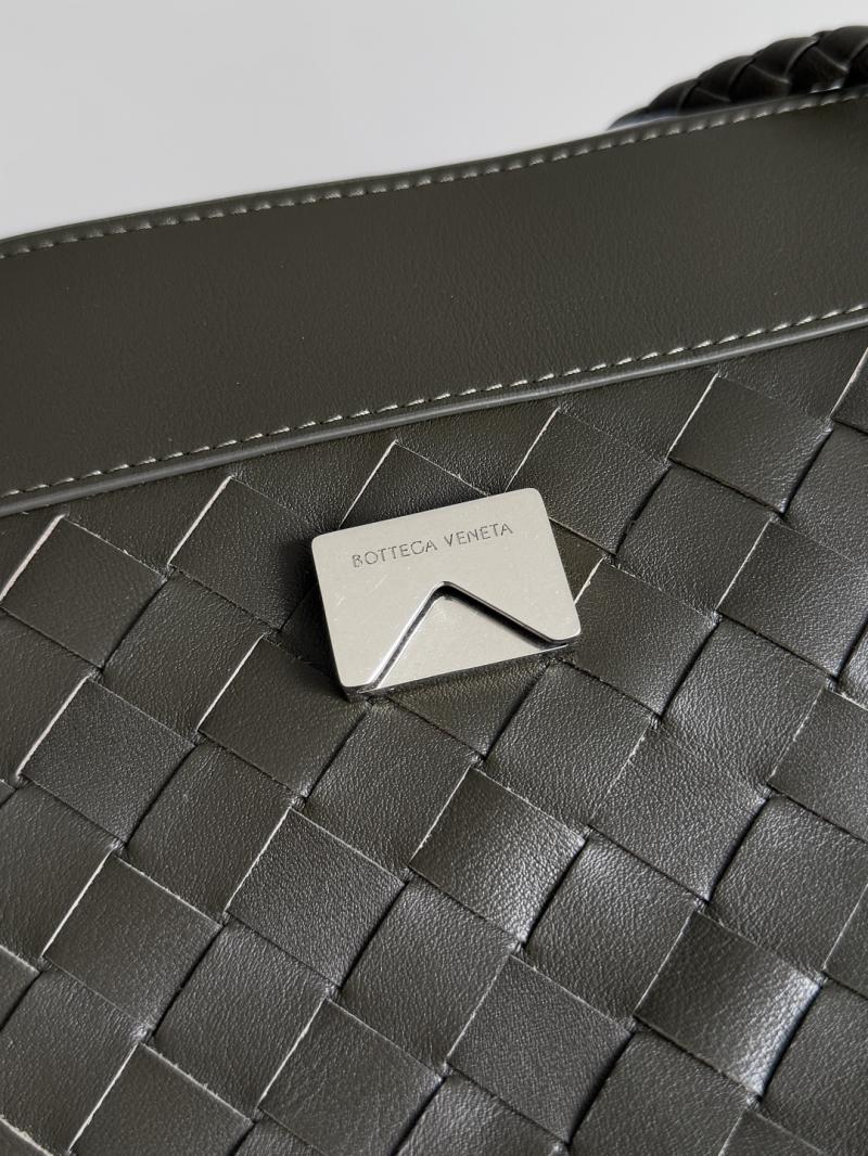 Bottega Veneta Small Andiamo Messenger Green 815781