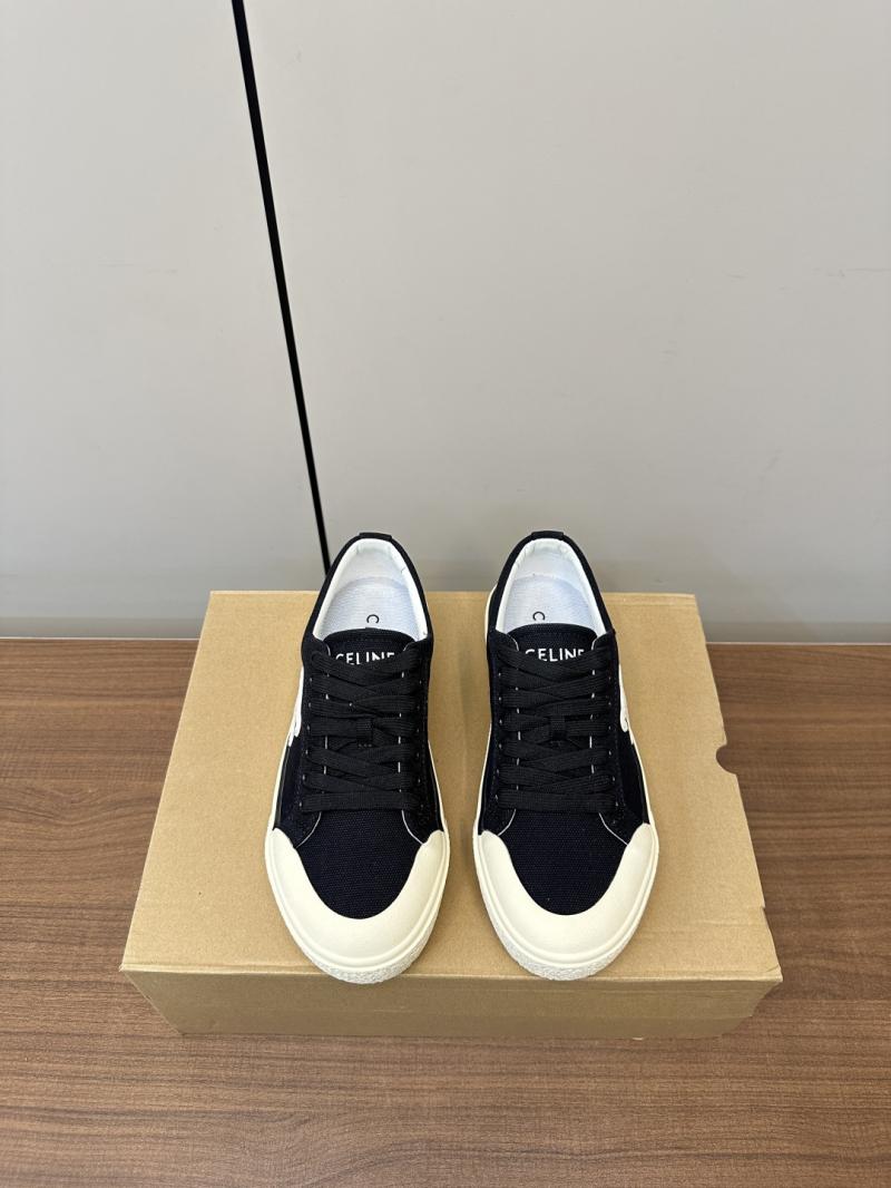 Celine Sneakers SCE40303