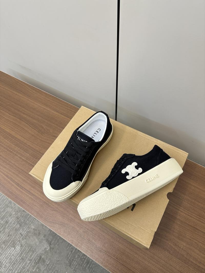 Celine Sneakers SCE40303