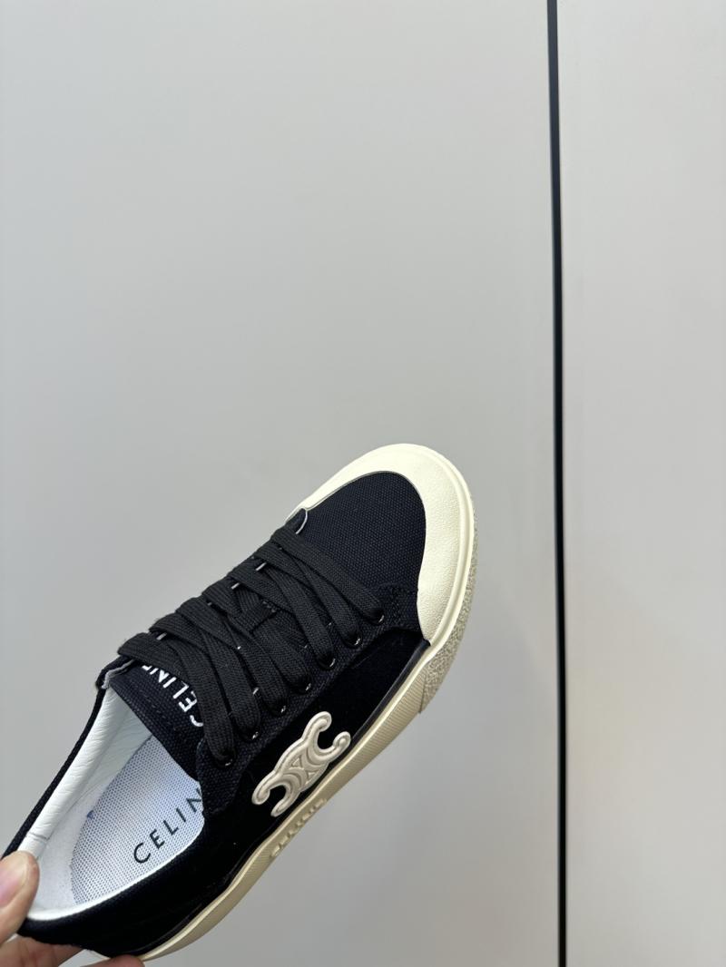 Celine Sneakers SCE40303