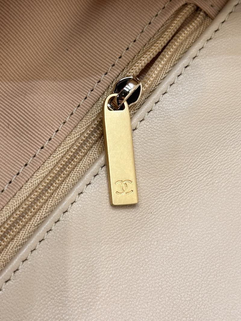 Chanel 19 Lambskin Flap Handbag Beige AS1160