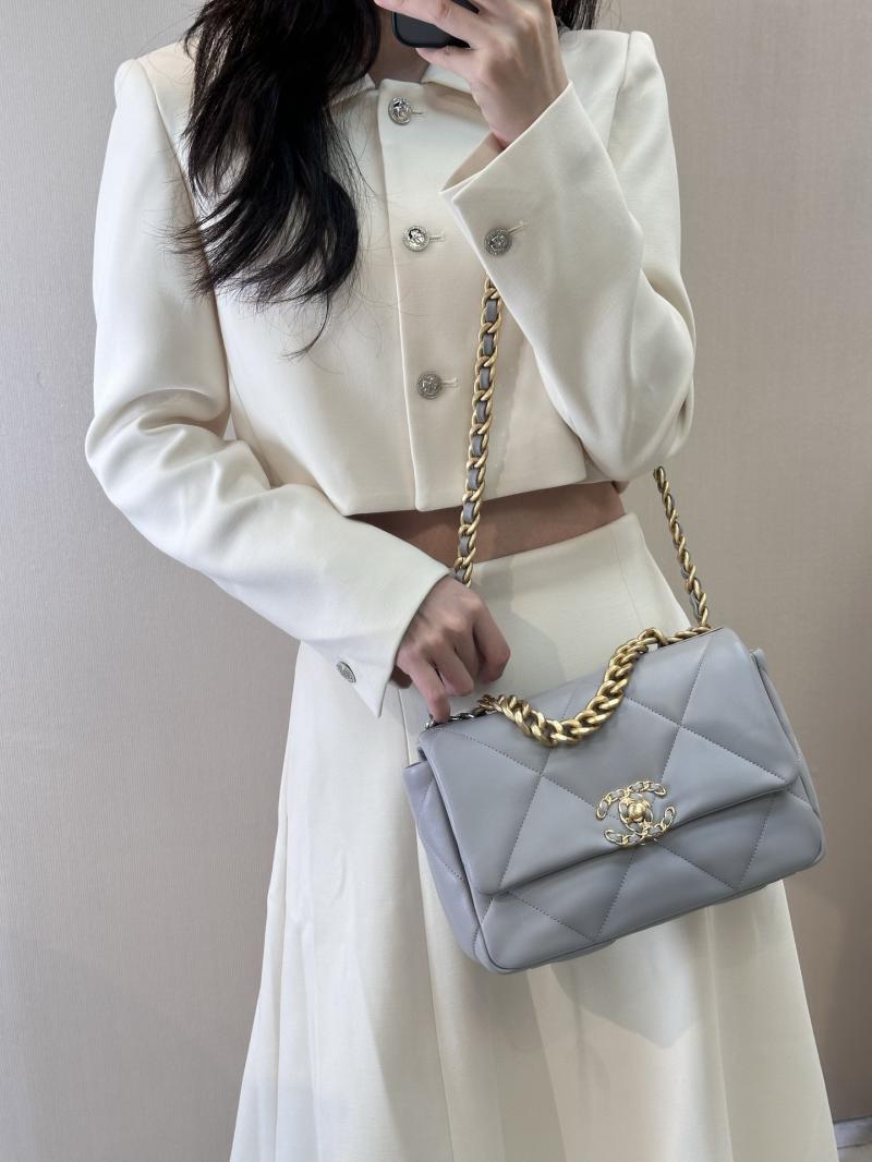Chanel 19 Lambskin Flap Handbag Grey AS1160
