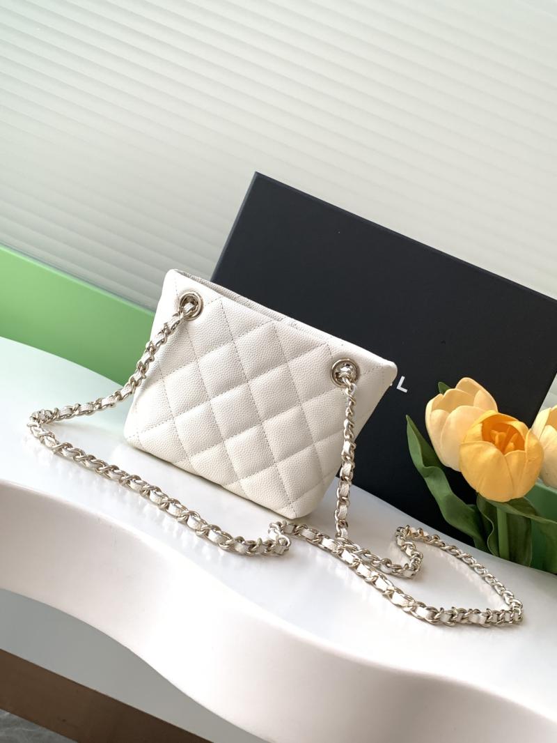 Chanel Classic Clutch With Chain White AP4422