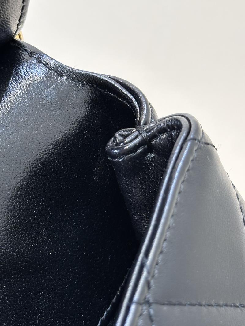 Chanel Lambskin Tote Bag Black AS5390