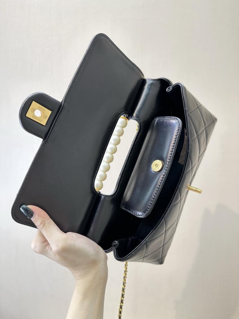 Chanel Lambskin Tote Bag Black AS5390