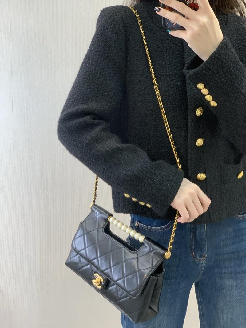 Chanel Lambskin Tote Bag Black AS5390