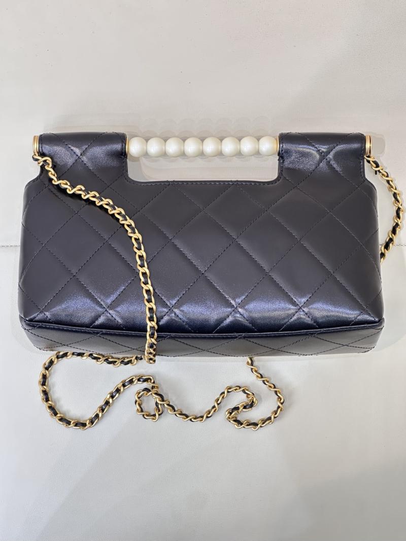 Chanel Lambskin Tote Bag Black AS5390