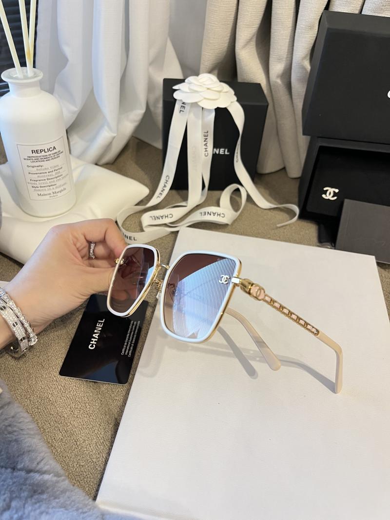 Chanel Sunglasses CH7325