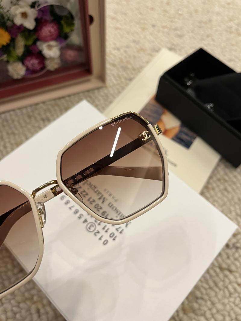 Chanel Sunglasses CH7363