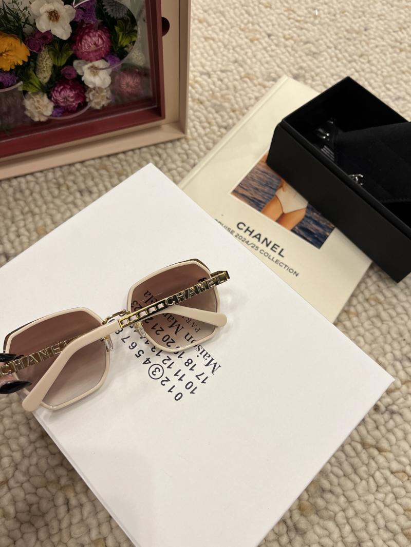 Chanel Sunglasses CH7363