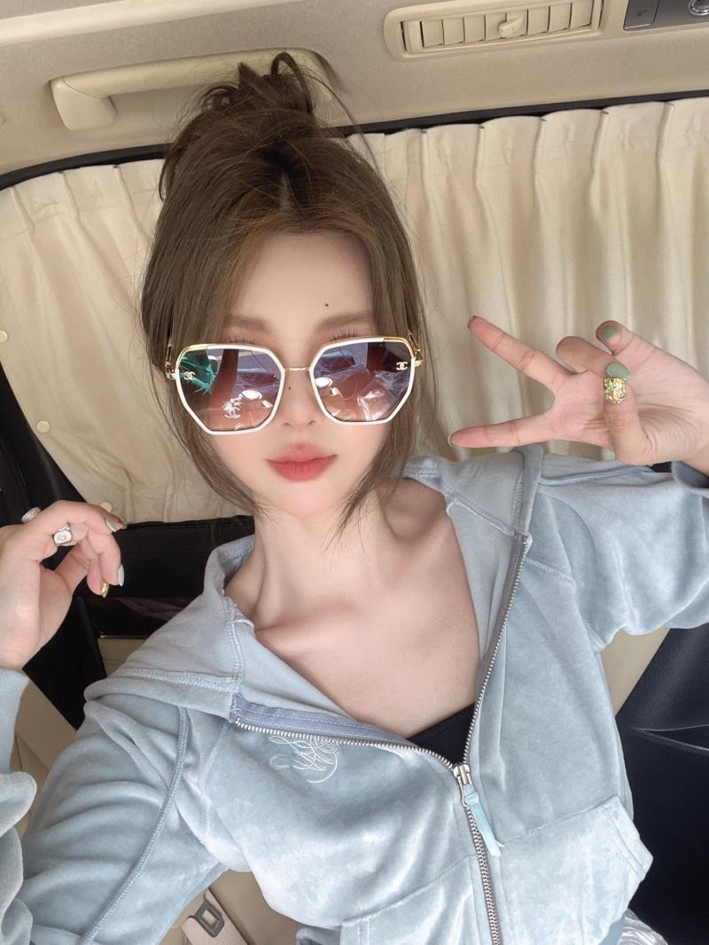 Chanel Sunglasses CH7363