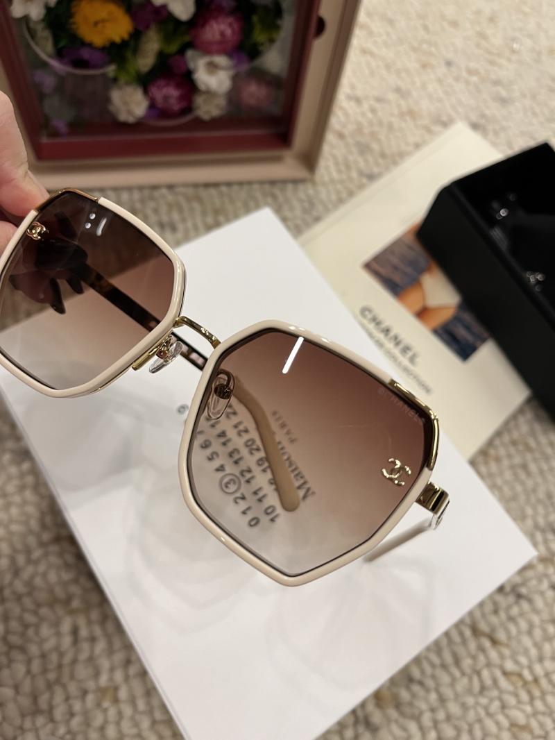 Chanel Sunglasses CH7363