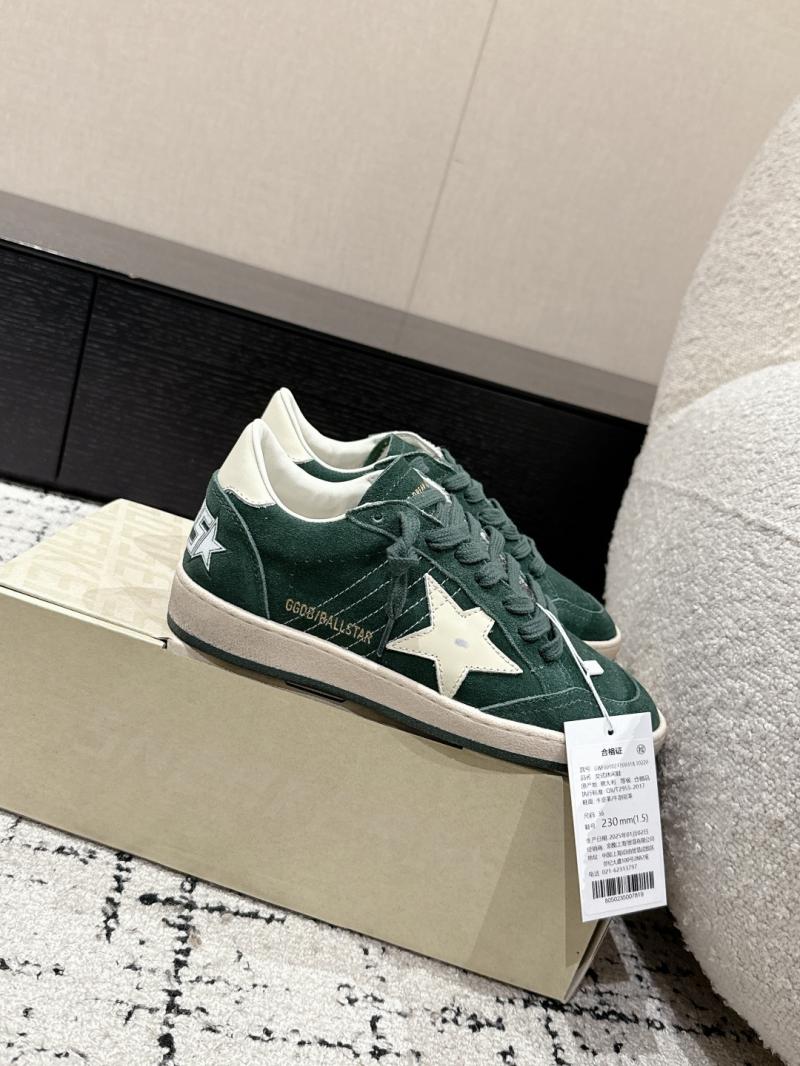 Golden Goose Sneakers SGGS32701