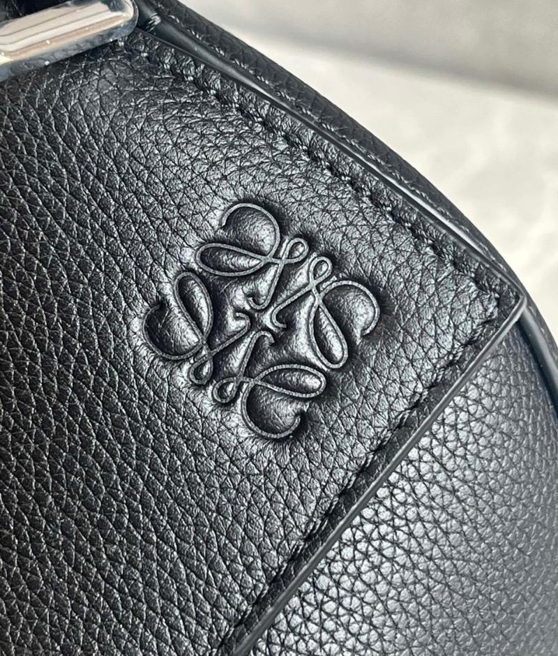 Loewe Grained Calfskin Medium Puzzle Edge Bag Black A510