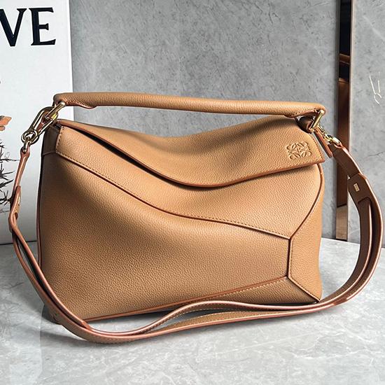 Loewe Medium Puzzle Edge bag Toffee A510