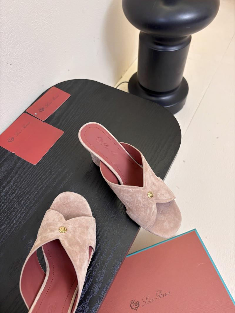 Loro Piana Sandals LPS41401