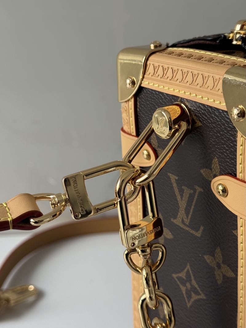 Louis Vuitton Side Trunk GM M14513