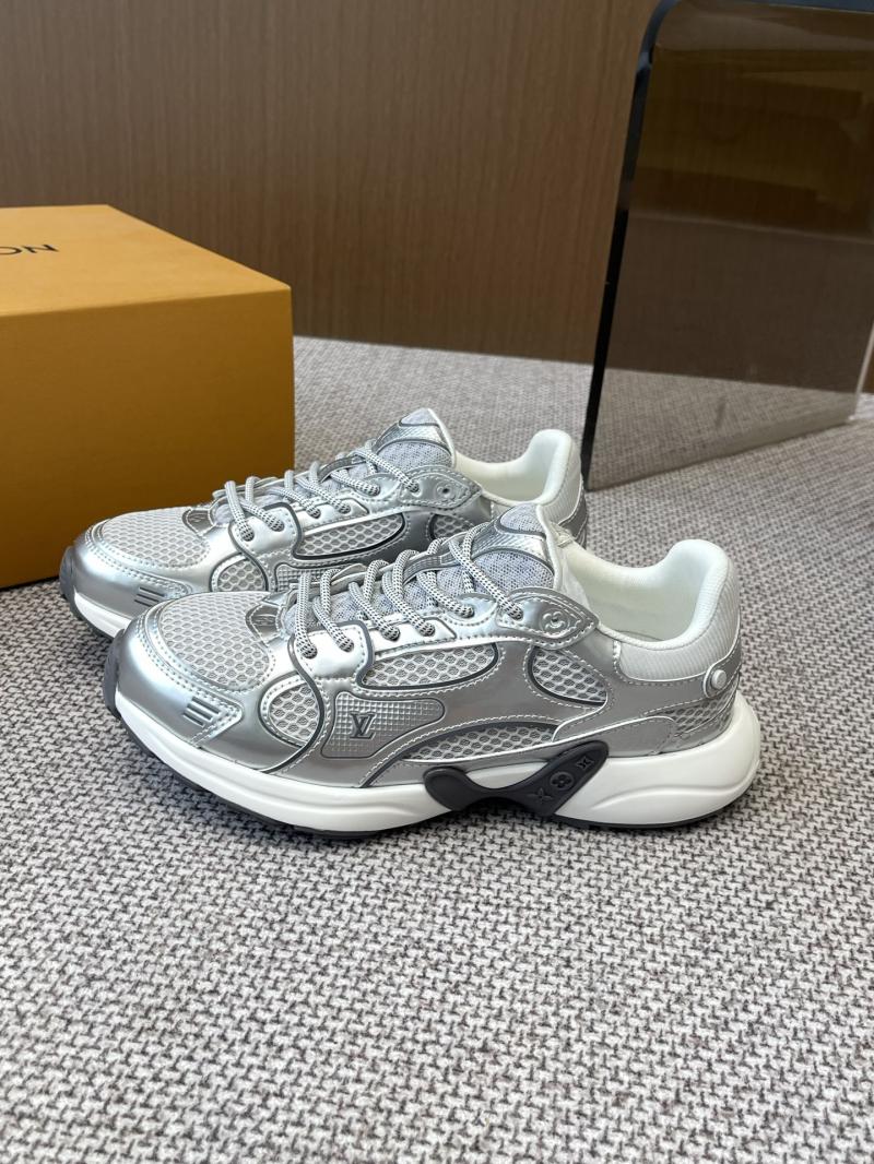 Louis Vuitton Unisex Sneakers SLS33003