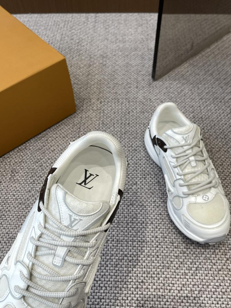 Louis Vuitton Unisex Sneakers SLS33004