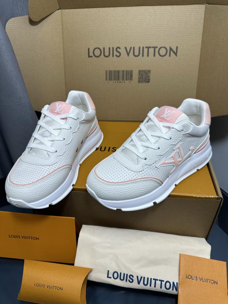 Louis Vuitton Unisex Sneakers SLU32610