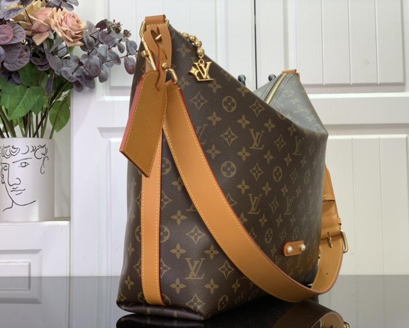 Louis Vuitton Vagabond Hobo M14018