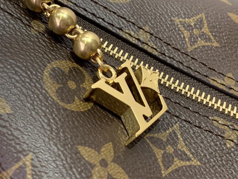 Louis Vuitton Vagabond Hobo M14018