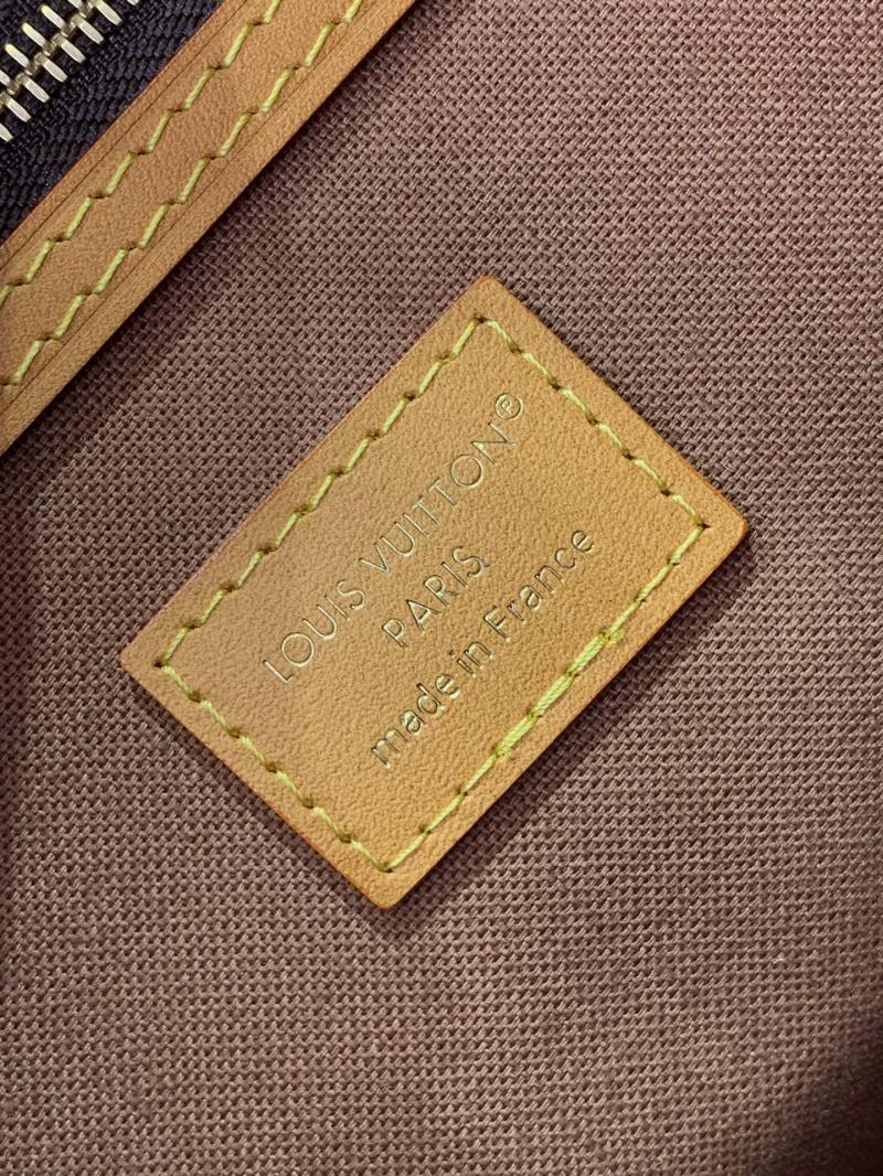Louis Vuitton Vagabond Hobo M14018